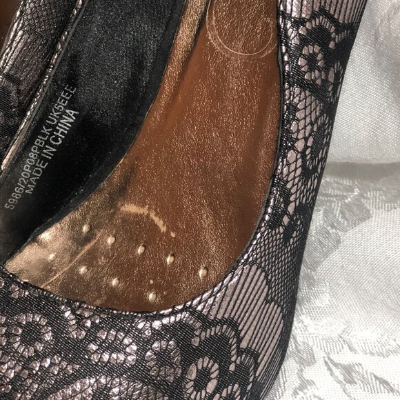 Black and Silver Lace Look Toeless Pump - Picture 8 of 16
